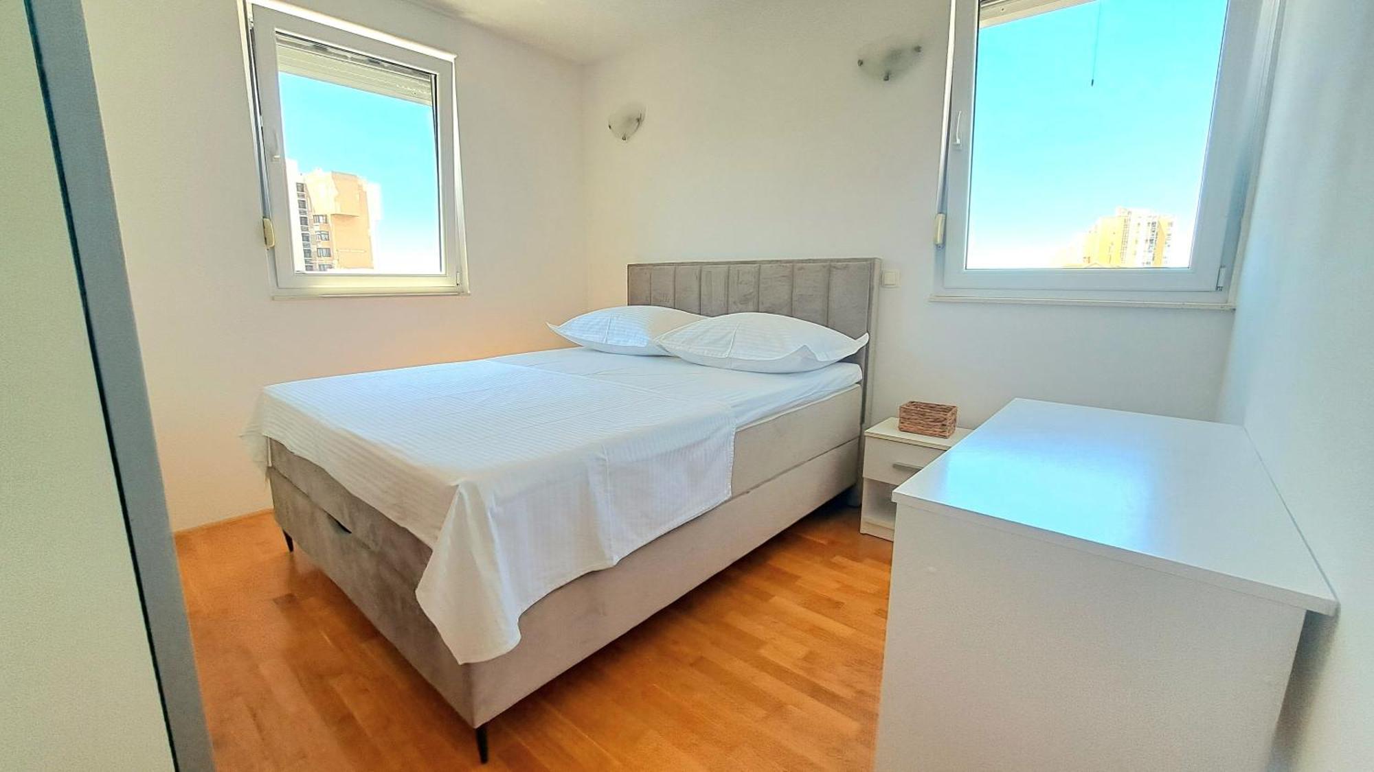Apartment Cozy With Free Private Parking Split